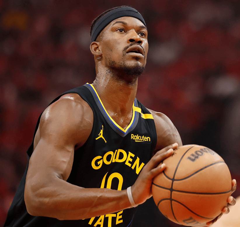 南宫- 歼轰7与歼8哪个先进 