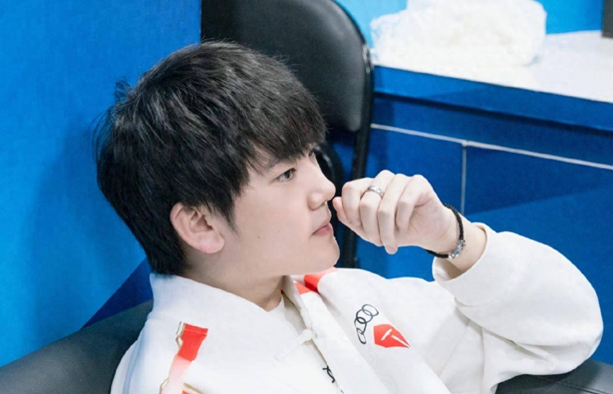 南宫-关于JackeyLove迎来七赛季高光表现，IG球迷沸腾！的信息